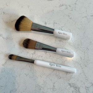 Kjaer Weis set of blush/foundation, concealer, and powder brushes